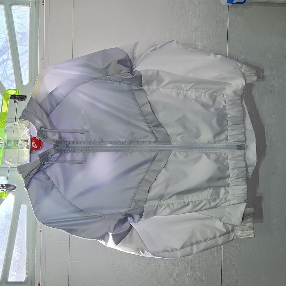 Nike wind breaker